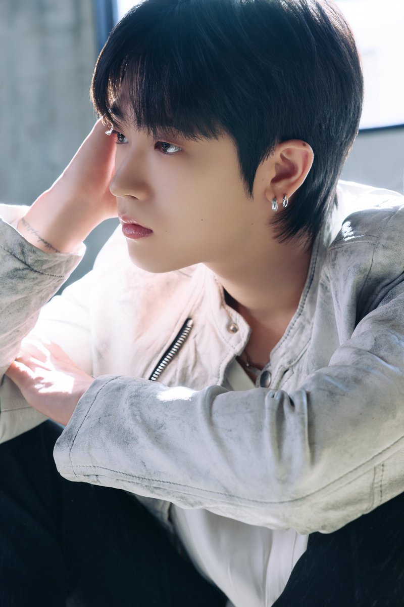 illuvan's tweet photo. 𝐈𝐥𝐥𝐮𝐯𝐚𝐧 𝟏𝐬𝐭 𝐄𝐏 <𝐀𝐬 𝐈𝐬>
𝑨𝒔 𝒊𝒔...𝑨𝒔𝒄𝒆𝒏𝒅𝒊𝒏𝒈
2026.02.21.12:00(KST)
#Concept_Photo #JION https://t.co/5aQIBdBYqS