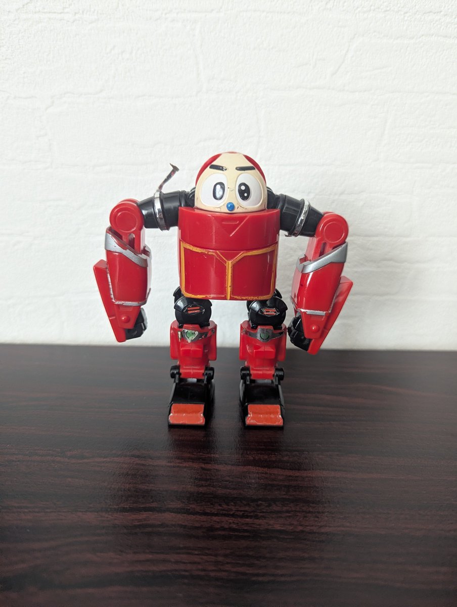 chonzin01's tweet photo. 放送当時のカブタックの玩具、100円でゲット出来た！
まさかあるとは思わなかった笑
#ビーロボカブタック https://t.co/UtmzsBhZJS