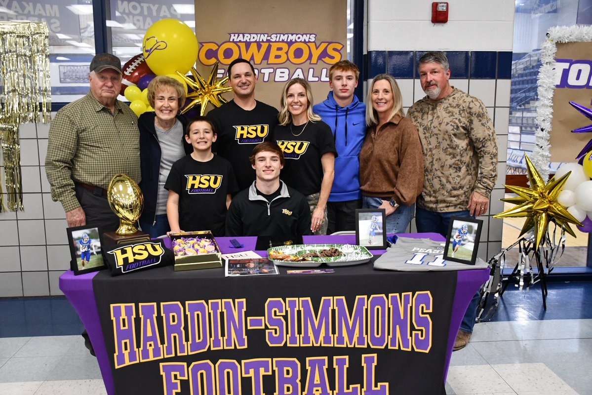 Beyond blessed!! Can’t wait for the next chapter! <a href="/HSUCowboys/">Hardin-Simmons Cowboy Football</a> 🤠
#COMMITTED 
<a href="/PeasterFBALL/">Peaster Football</a> <a href="/GMsportsmedia1/">GM Sports Media</a> <a href="/TrevorOwens81/">Trevor Owens</a> <a href="/JeffTFrick/">Coach Frick</a> <a href="/Coach_Blaize/">Benny Blaize</a> <a href="/CoachGGlynn/">Coach Glynn</a>