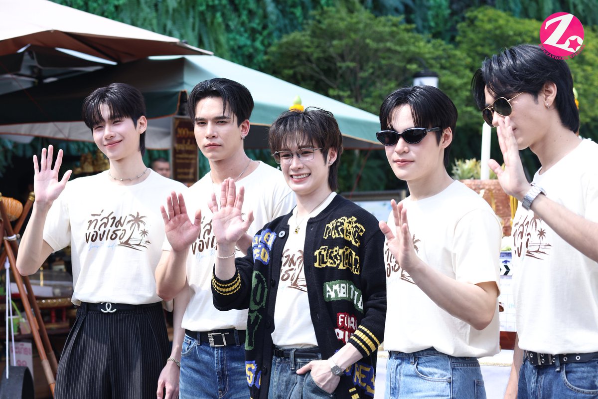 Zokzakdara2's tweet image. "แม้ก-ณฐ-โอม-ฟิว-เจ็ม" ร่วมพิธีบวงสรวงซีรีส์ "ที่สามของเธอ Your Third Series"

Your Third Worship
#บวงสรวงที่สามของเธอ
#mmaxmax #natasitt 
#MaxNat 
#ohmkrit #GemsLittle_  #Gems_ktp #f3w_wp 
#YourThirdSeries 
#ที่สามของเธอSeries