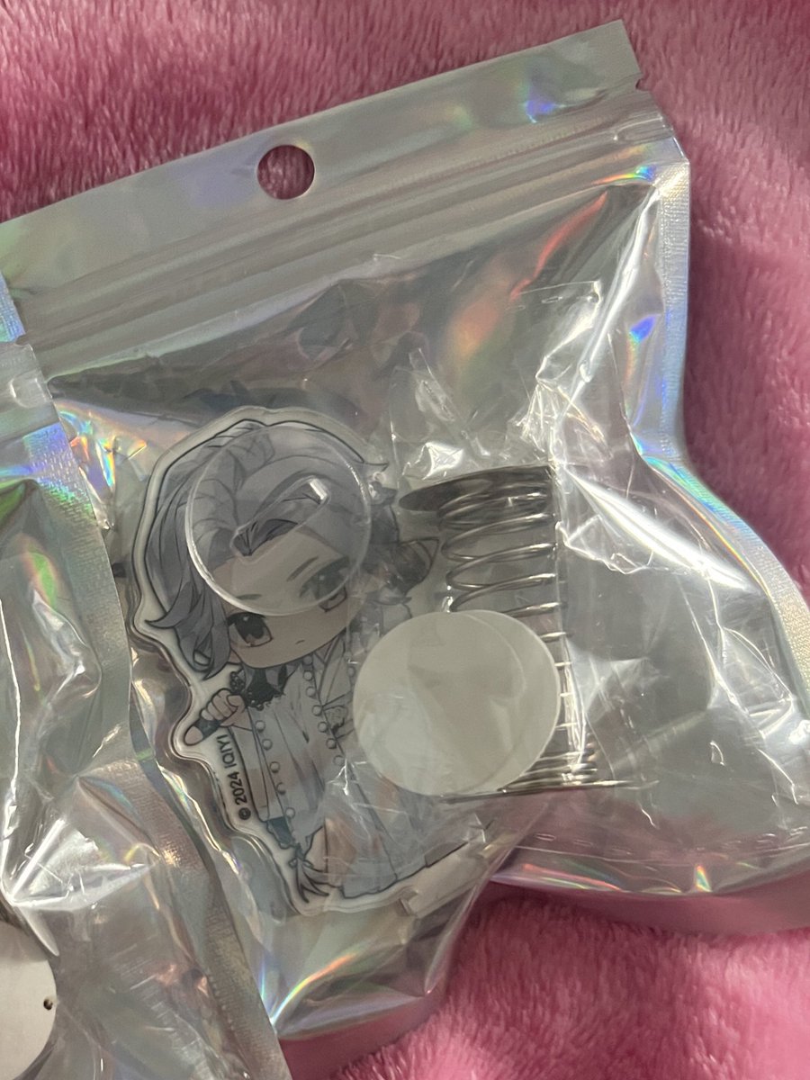 พร้อมส่ง แสตนดี้จูเยี่ยน 150฿ รวมส่ง
ลิขสิทธิ์อ้ายฉีอี้แท้

#侯明昊 #houminghao #โหวหมิงฮ่าว 
#大梦归离 #FangsOfFortune #ห้วงฝันหวนคืน