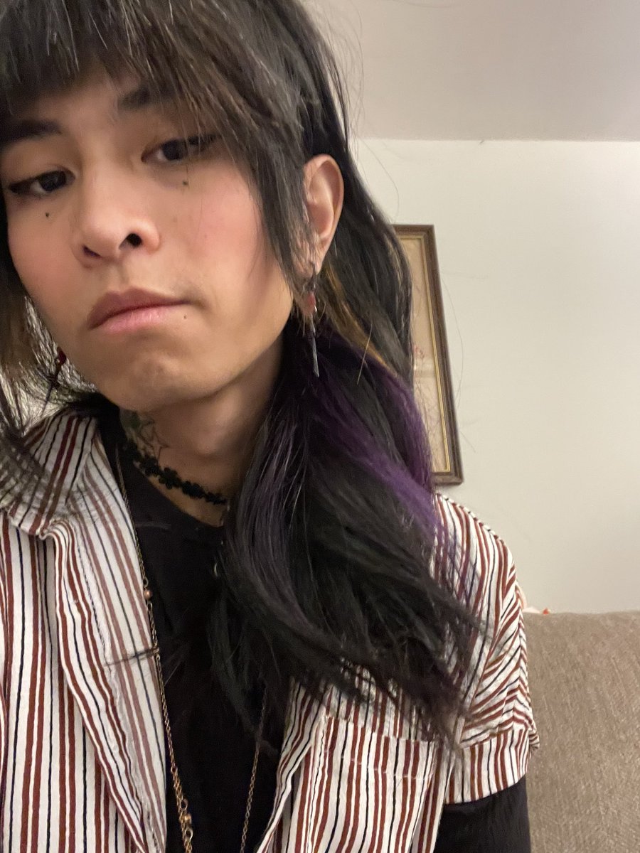 reiabeamz's tweet photo. estrogen and card games saved my life actually https://t.co/KF1P5XKFWY