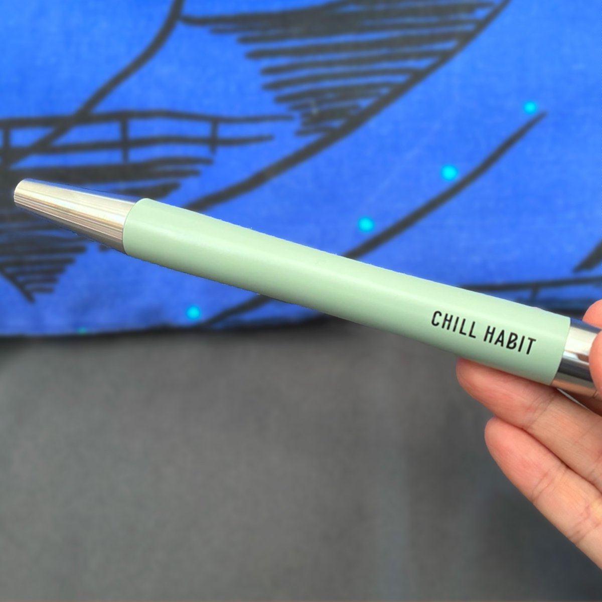 公式】CHILL HABIT-UMAMIを吸う次世代デバイス (@ChillHabit) / Posts / X