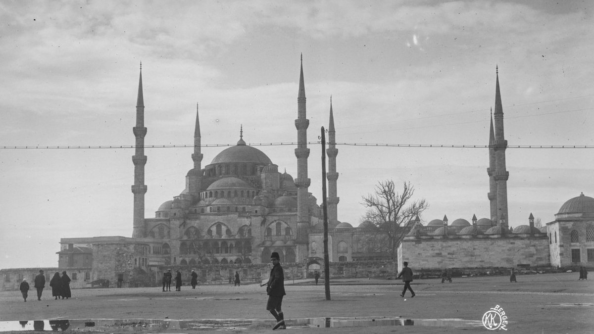 hayalleme's tweet photo. Sultanahmet Camii
📅1920'li yıllar https://t.co/lFmKNB9jtA