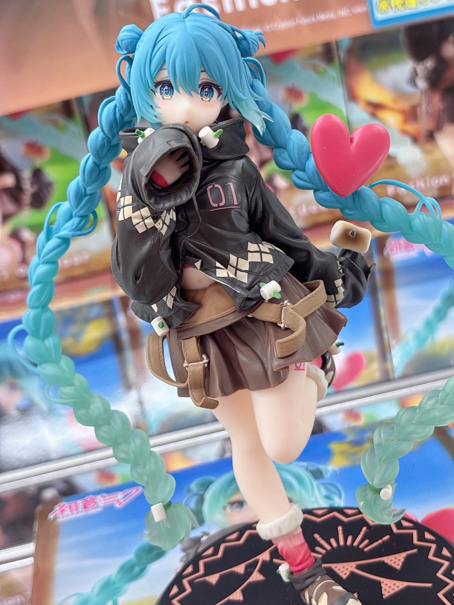 初音ミク Fashion フィギュア Outdoor 入荷しました！💿🎶