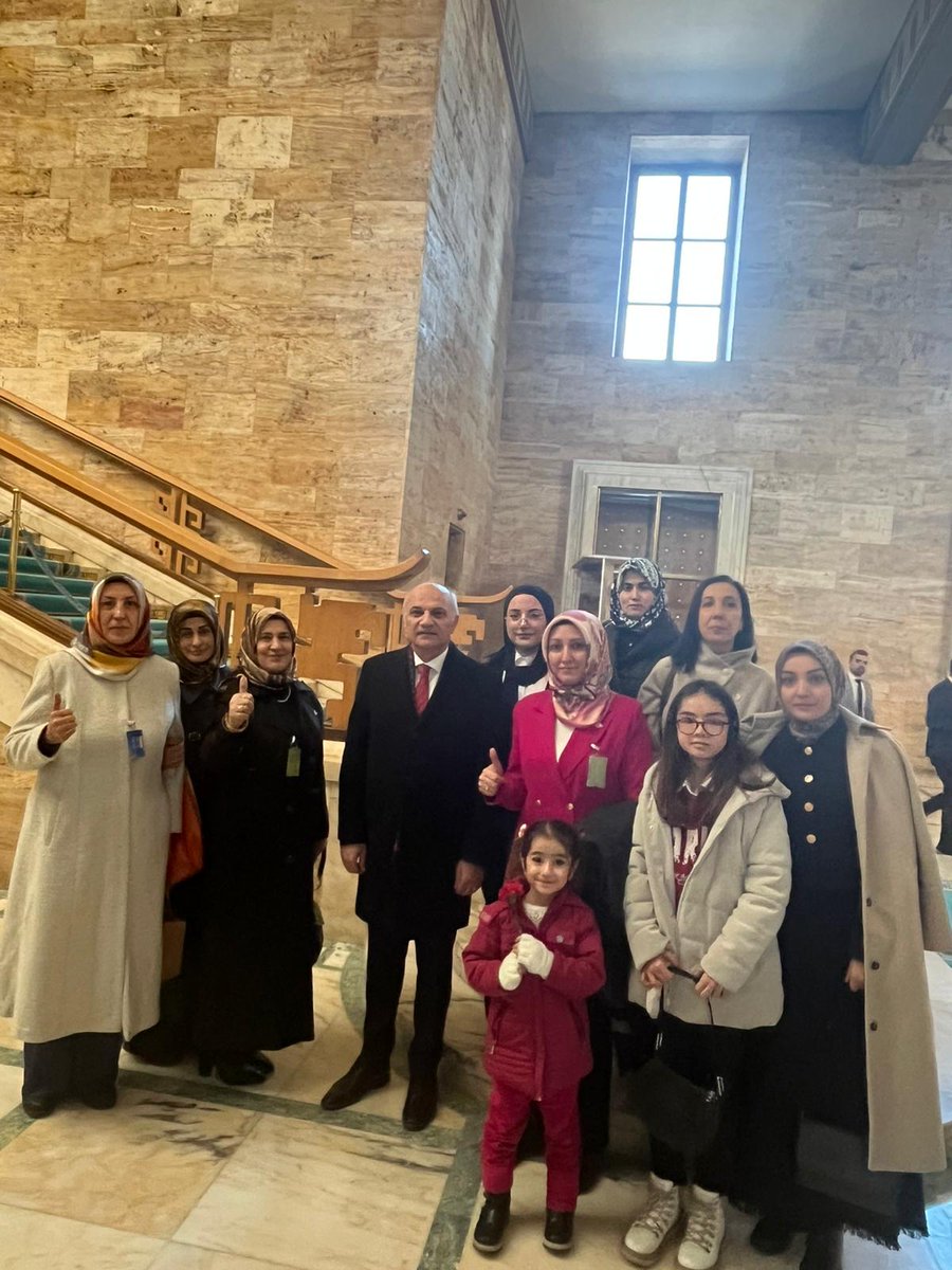 4 Şubat 2026 TBMM Yeni Yol Grup Toplantısına katıldık 
Genel Başkanımız Sayın Mahmut Arıkan ile illerin çalışmaları kapsamında genel bir toplantı gerçekleştirdik. 
Sayın Vekilimiz Mustafa Kaya ile  soru-cevap ve Meclis'in işleyişi hakkında verimli bir sohbet gerçekleştirdik.