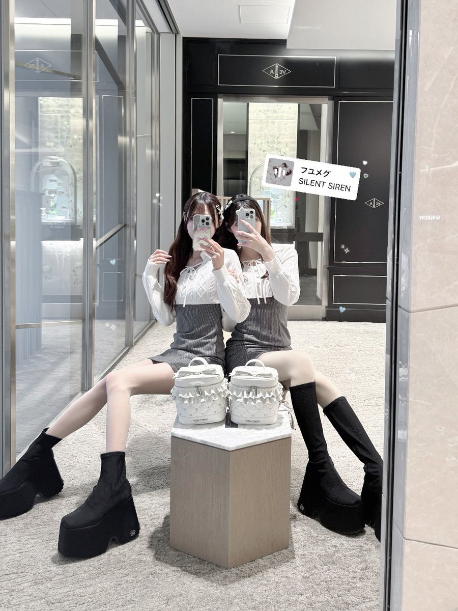 お揃いでハニミュの新作ホビワンピ🩶⟡˖·