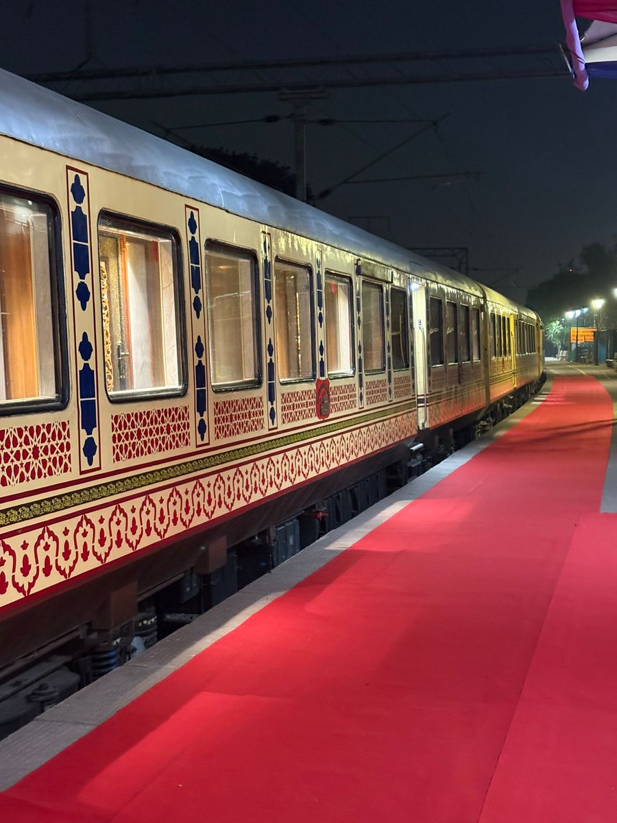 orientrailtour's tweet photo. All-inclusive luxury journeys starting from royal prices that match the experience.

Visit Link- https://t.co/rDRkhLh18P
Contact Us- +91 9810071704

#palaceonwheelsticket #palaceonwheels #booknow #Luxurytraintravel #luxurytrain #RoyalJourney https://t.co/Kqbptu43Dy