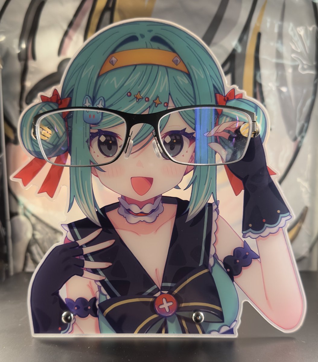 Haraguroicha's tweet photo. @marika_vtuber 眼鏡掛上去之後好讚 https://t.co/lD7szR0jIa