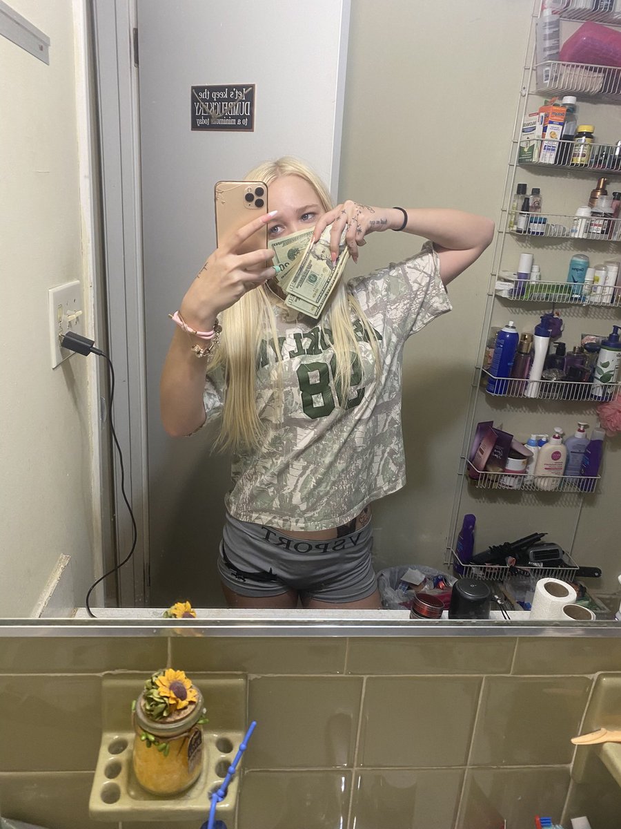 kristine❣️| FINDOM tweet media