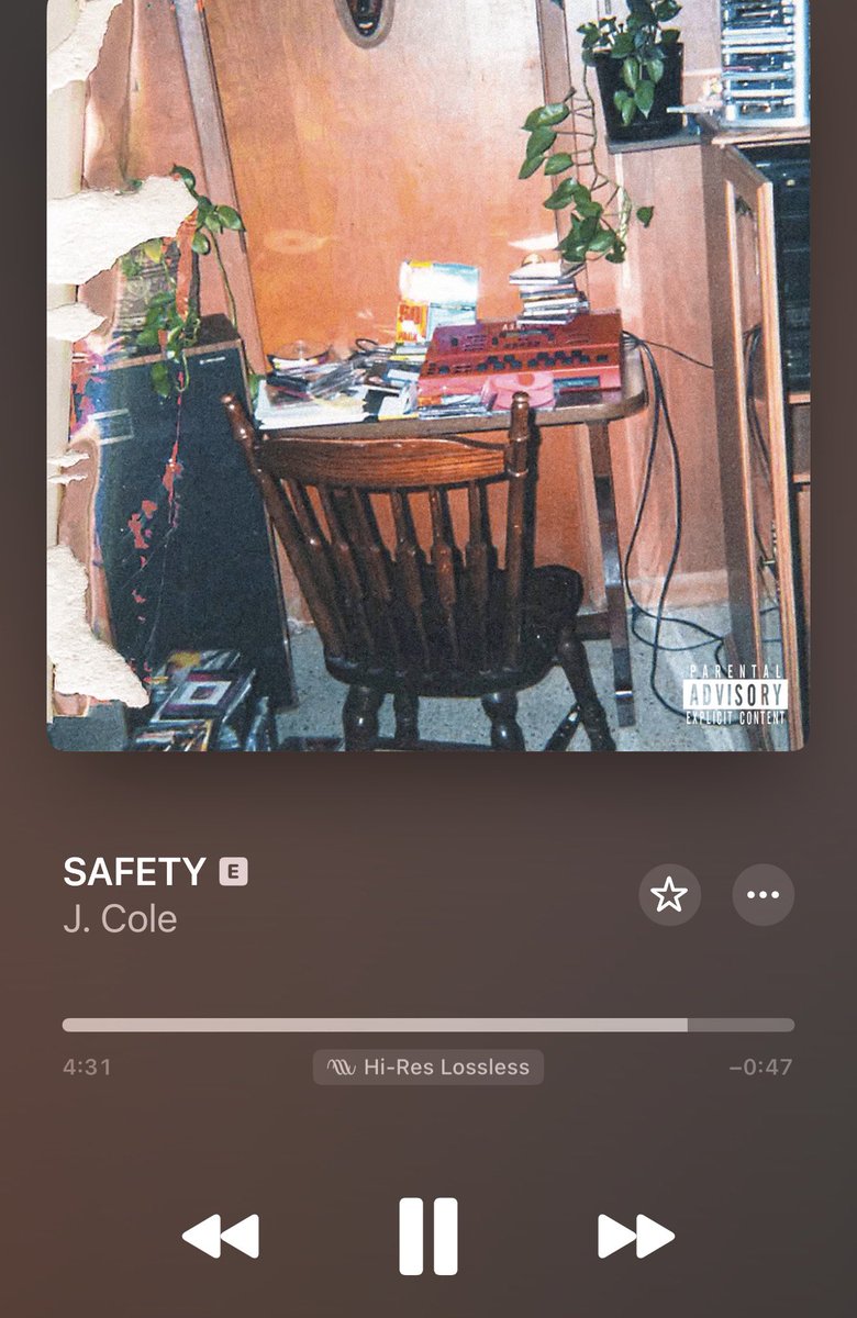 LAxFLAME's tweet image. This is one of J Cole’s best songs ever and im not exaggerating. Wow