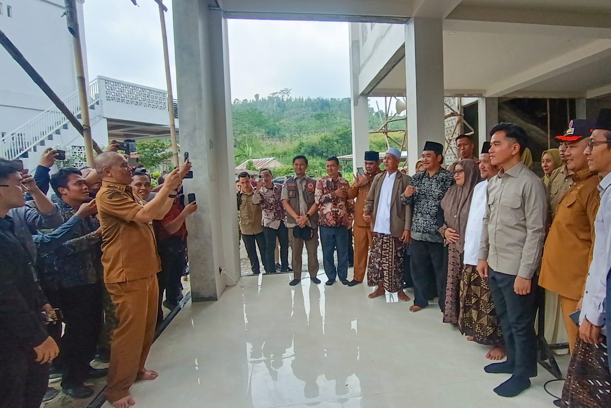 Provinsi Jawa Tengah tweet media