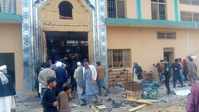 Kunal_Mechrules's tweet photo. 💥 Tragic! Suicide Blast Tears Through Islamabad Shia Imambargah During Prayers 🇵🇰

- At least 10-12 killed, dozens injured  
- Blast hit Tarlai Imambargah in Shehzad Town  
- Emergency declared, rescue ops underway

#IslamabadBlast #PakistanTerror