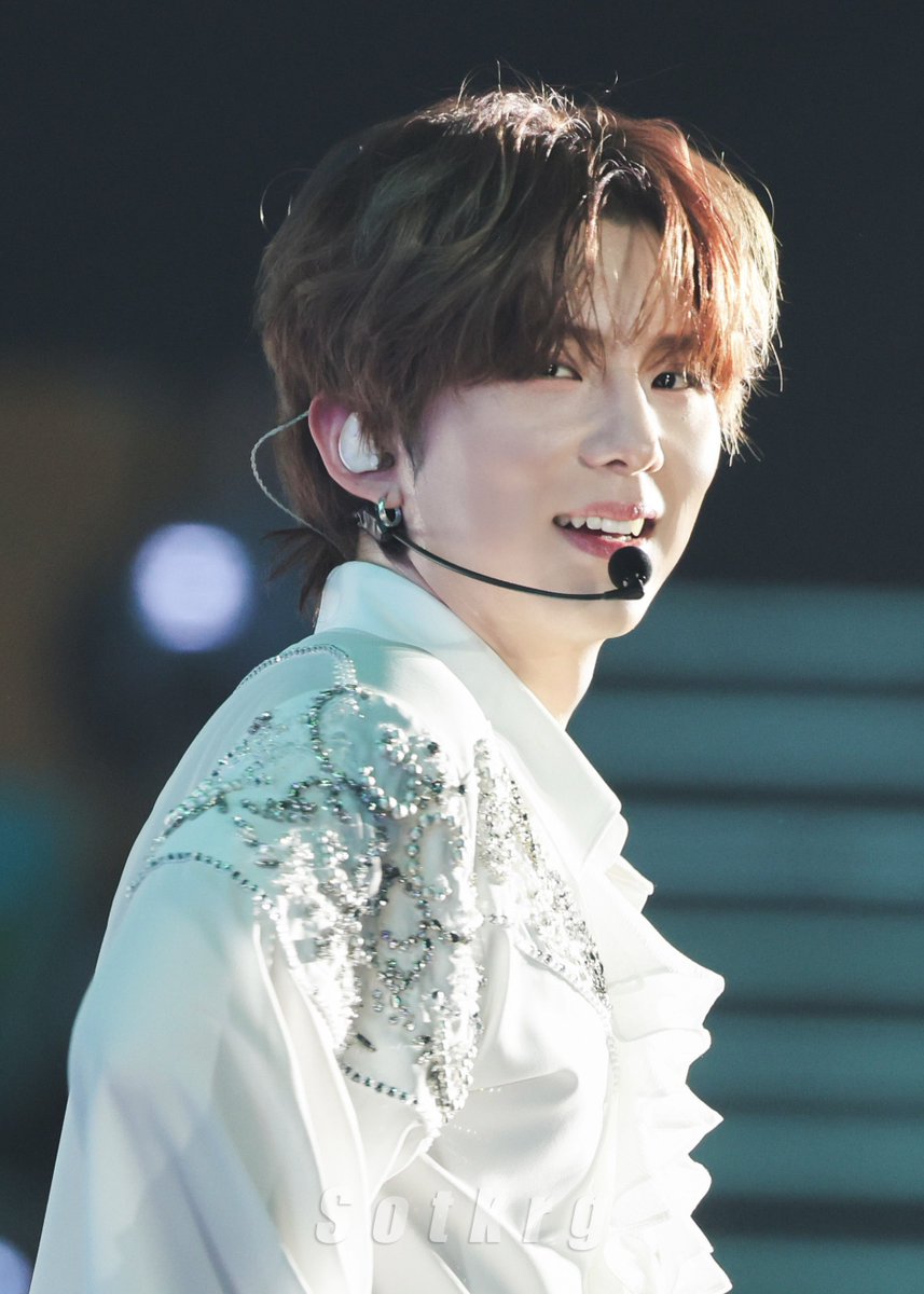 Sotkrg's tweet image. 260130 THE X #기현 

어린왕자 기현 .. 머리도 퐁실 해가지고 ㅜㅜ ..

#MONSTAX #KIHYUN #몬스타엑스 #유기현@OfficialMonstaX