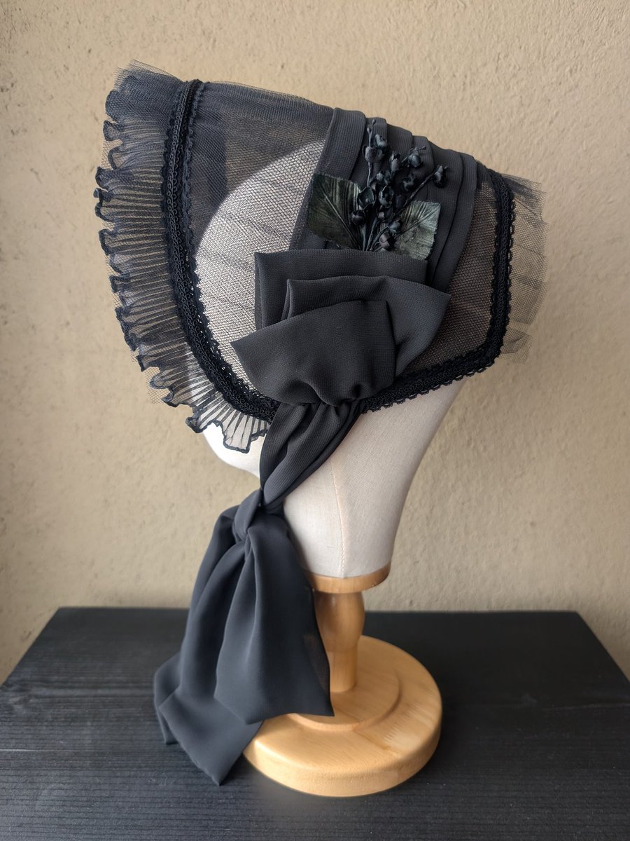 ジゼルのチュールボンネット(黒)》 バレエ作品「ジゼル」をテーマに