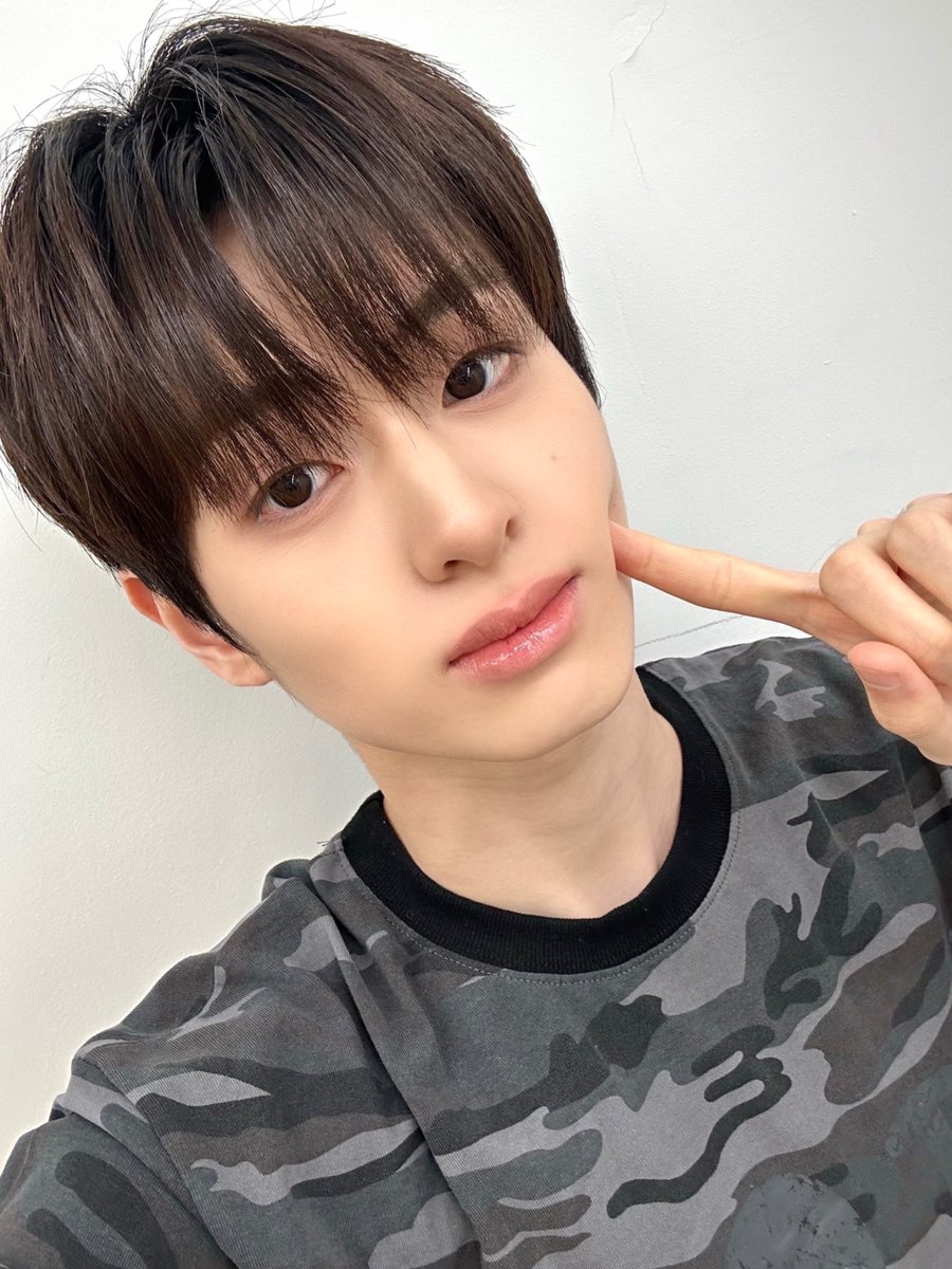 チャンヒョンジュン] WHIZ!! The Windが1000日を迎えました!! WHIZが共