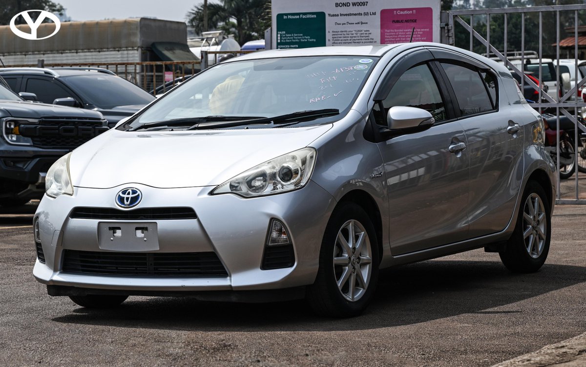 yuasatrading's tweet photo. Toyota Aqua 2012 Hybrid 🚗♻️
1.5L hybrid, super fuel-efficient, smooth &amp; easy to maintain.
Perfect for Kampala traffic and daily commuting.

#YuasaLtdUg #ToyotaAqua #Hybrid #FuelSaver https://t.co/X0h8tUC6tD