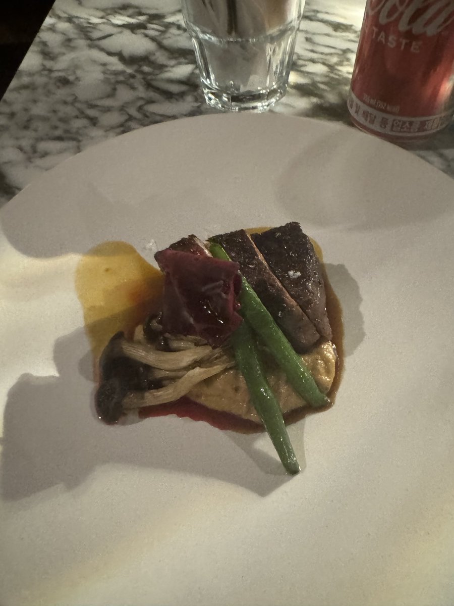 커다란백수 tweet media