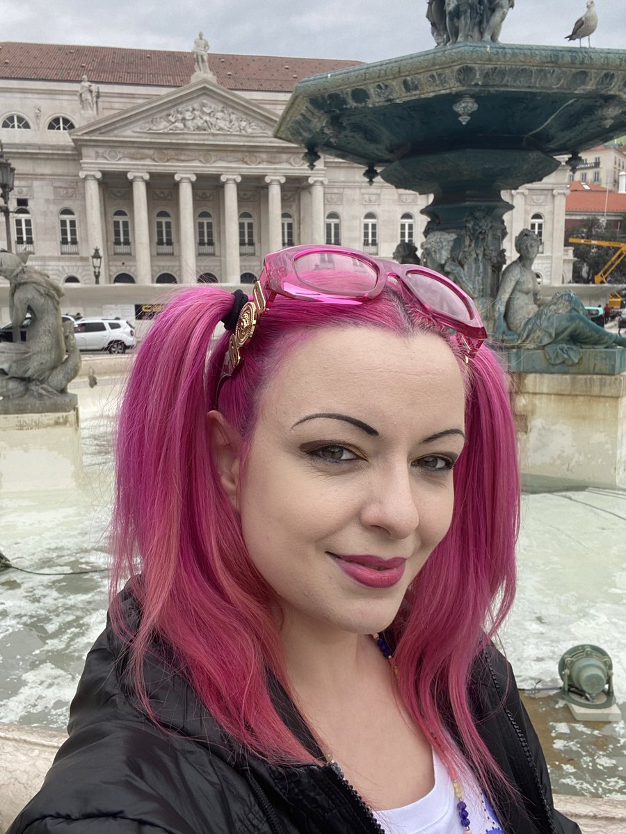 Do not be afraid 😇 you can approach me I promise I won’t hurt you 🤭

#findom