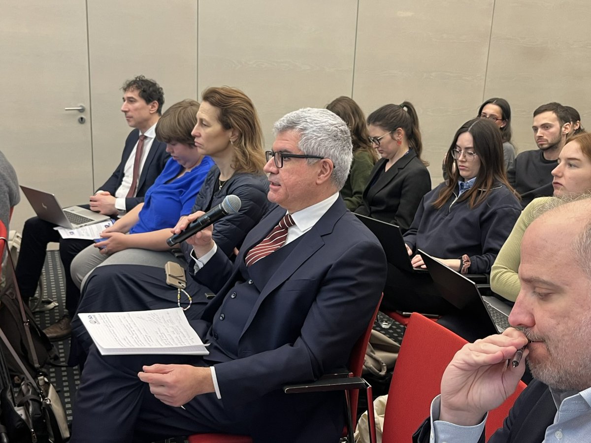 Eurofound tweet media