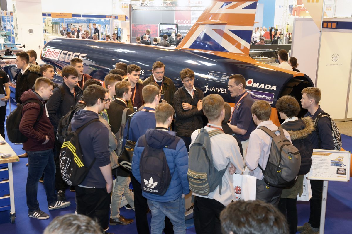 MACHexhibition's tweet image. #UKmfg has come so far in the past decade! From manual setups to fully integrated systems, MACH has been at the centre of it all.

Headline sponsor @LloydsBankBiz has been with us all the way, demonstrating their commitment to #UKmfg.

Register for FREE: ow.ly/v1Hf50Y81RB