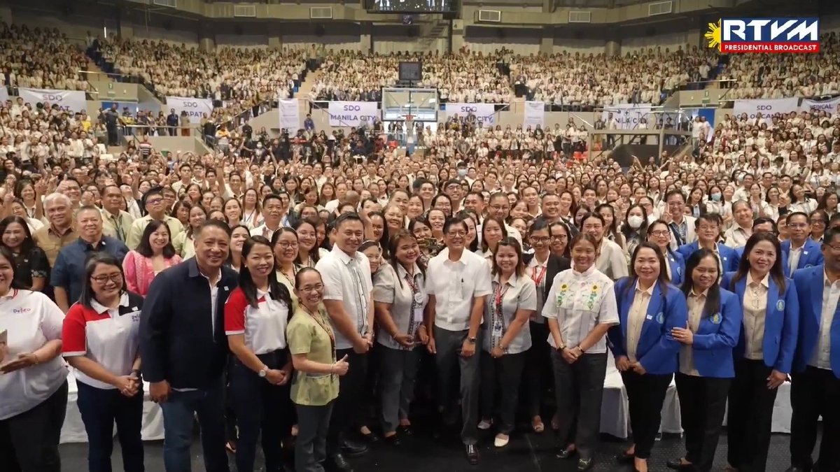 Taenang SARA DUTERTE hindi mo man lang naisip yung mga teacher na ipromote sila, ultimo tatay mo walang ginawa sa termino niya para sa mga teachers.. Si PBBM pa nakagawa neto.. From Teacher I to Teacher IV.. iba ang legacy <a href="/bongbongmarcos/">Bongbong Marcos</a>.. Nakakatuwa grabe.