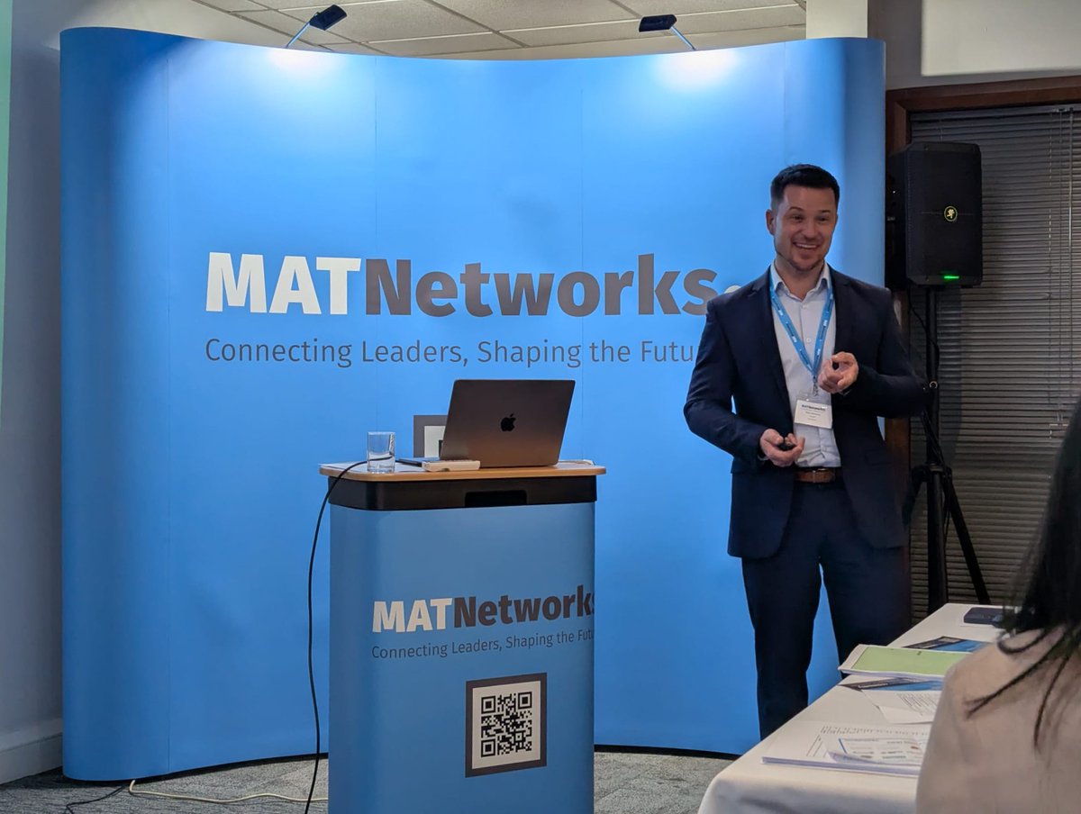 MATNetworks's tweet image. A huge thank you to Paul Hanmore for a fantastic, high-energy session! ⚡️

His interactive workshop on social mobility and inclusion sparked incredible conversations. It’s these collaborative moments that make our network so powerful. 🤝✨ #MATNetworks