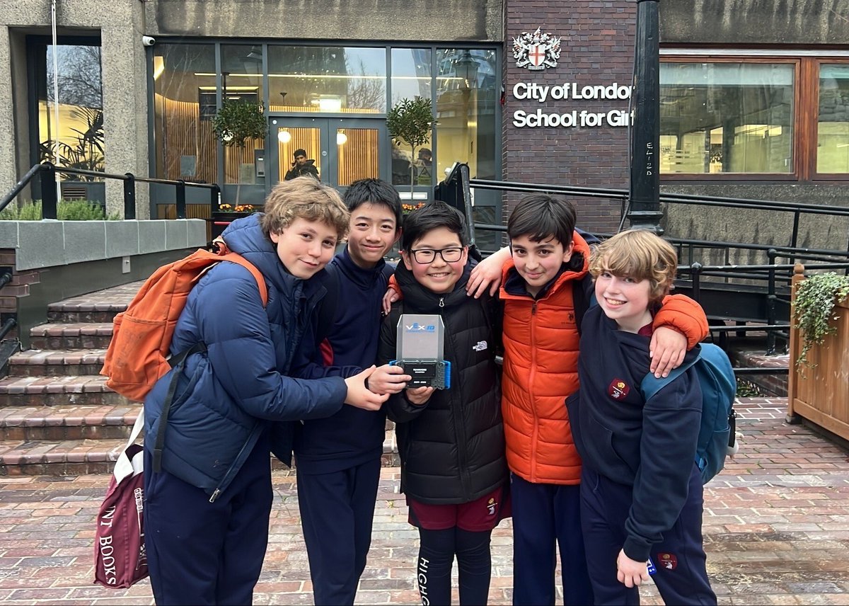 Highgate School tweet media