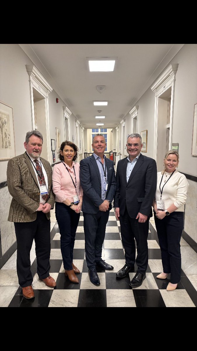 sean martin tweet media