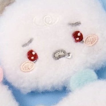 ppyungari_'s tweet photo. meymu, moi, miimu, and meowmi have tears in their eyes meanwhile muhmo… is drooling 😭 https://t.co/hYwWsAApYu