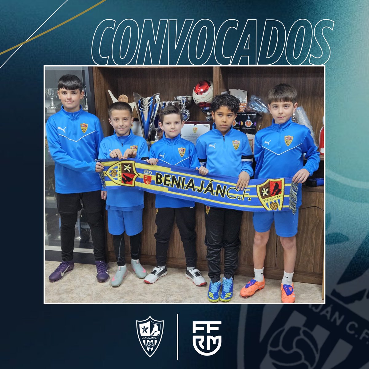 //CONVOCADOS CON FFRM//

Nuestros jugadores:

• Leo y Hugo (Prebenjamín)
• Pedri (Benjamín)
• Juan Pedro y Jorge (Alevin)

¡Han sido convocados por @ffrm_ins !🤩

Disputarán la el ll Campeonato de Selecciones Talent Cup este sábado en Lorca 👏🏻

ENHORABUENA CHICOS 💛🖤