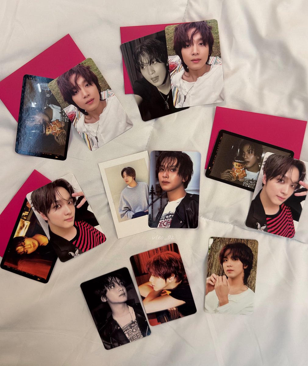 vleo_02's tweet photo. every photocard feels like a tiny treasure💗🐻 https://t.co/wd3X8CbpX6