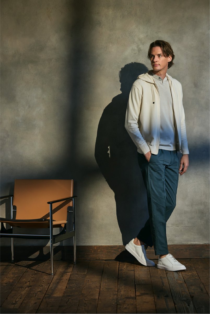 春の新作アイテム】 人気のナイロンストレッチから、今季より同素材初