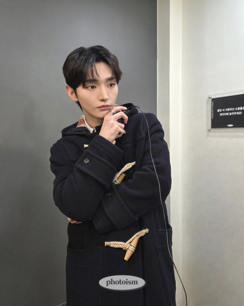 photoism_behind's tweet photo. PHOTOISM X YOON JISUNG

밥알 하루 권장 섭취량

물: 2L 💧
밥: 세 끼 (꼬박꼬박) 🍚
떡코 윤지성: 무한대 (필수) ♾️

@Official_YJS_

#포토이즘 #윤지성

ONLY IN PHOTOISM https://t.co/Pyk9W1suTl