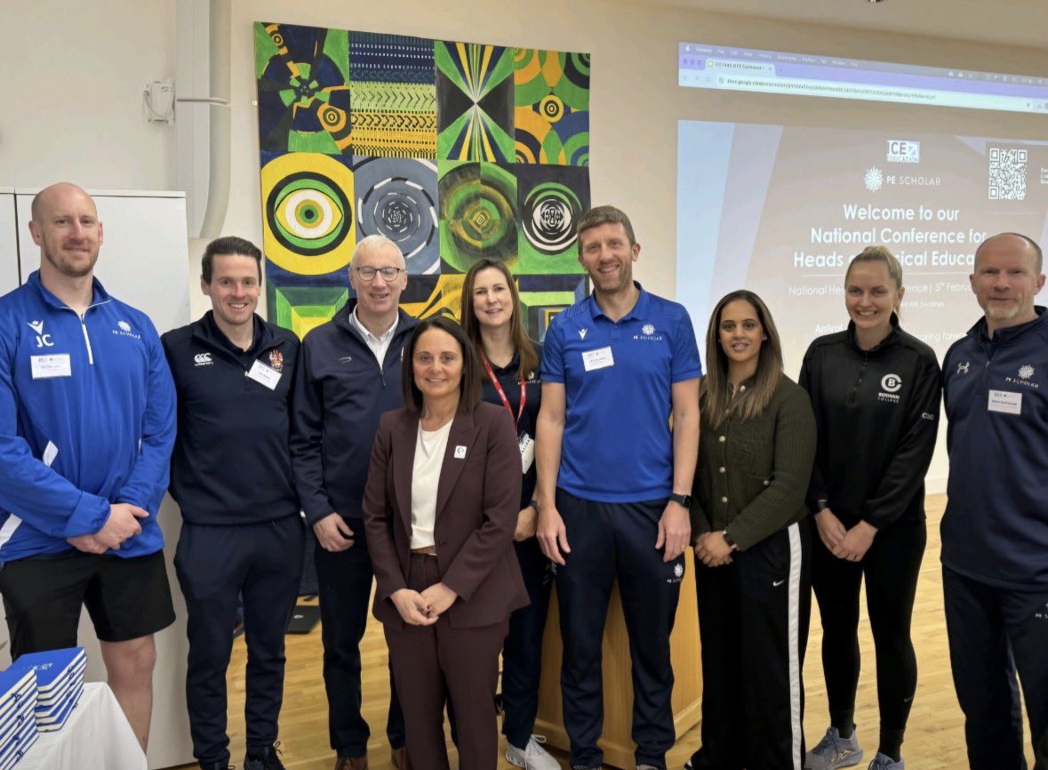 Miss Squires tweet media