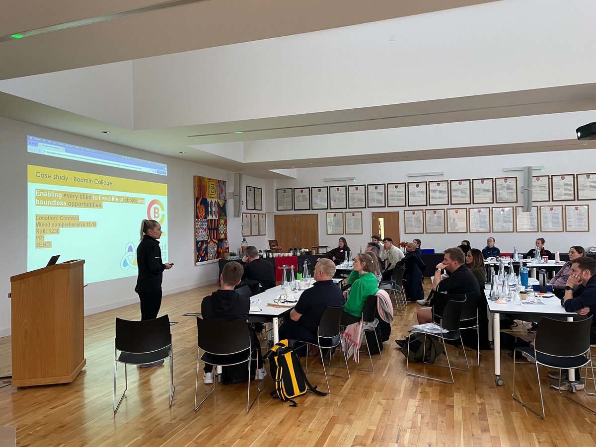 Miss Squires tweet media