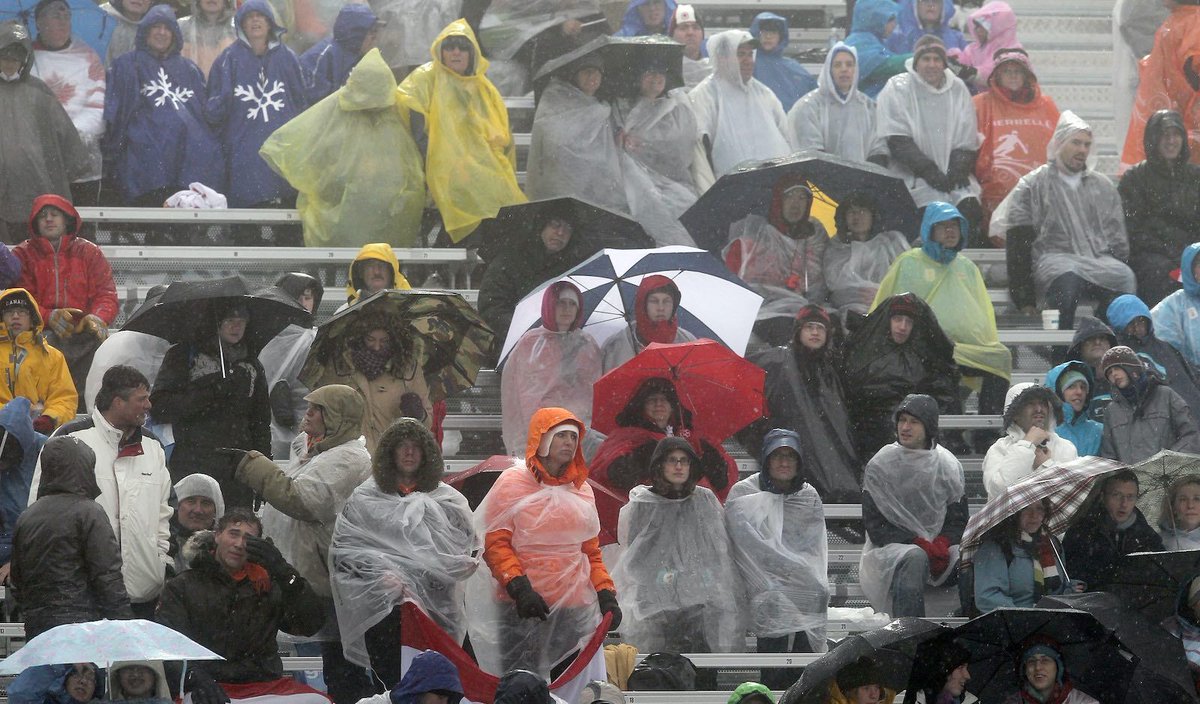 Environment.co tweet media