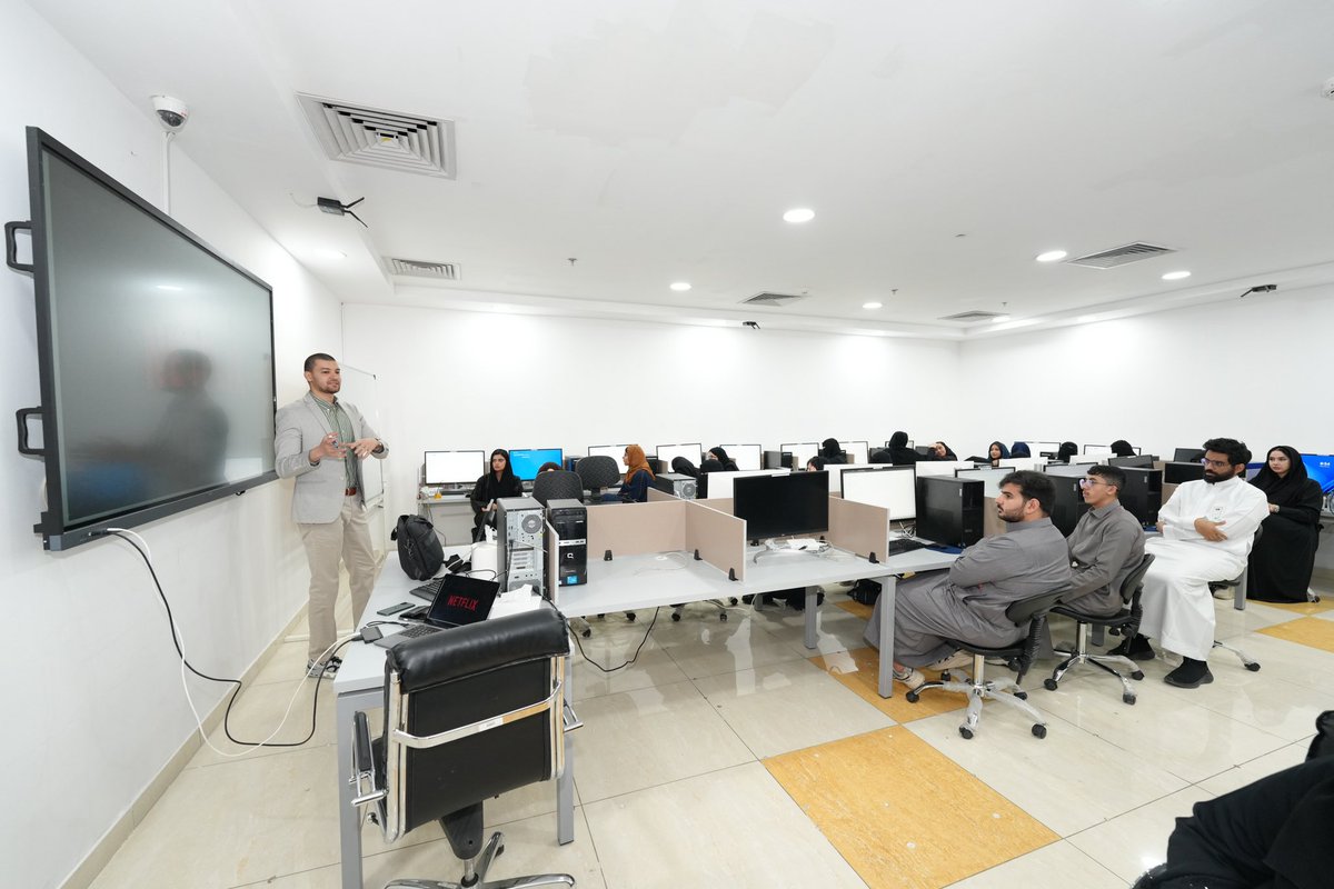 جامعة رياض العلم tweet media