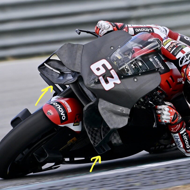 Lluis_Zuniga's tweet photo. En las dos versiones aero 2026 Ducati recupera las alas de libélula que dejó de utilizar a principios de 2023, concretamente en el test de Catar 2023, con la GP23.
Lo curioso es que de momento no he visto ni una sola foto de Marc probándolas… https://t.co/qca2q4HYSn