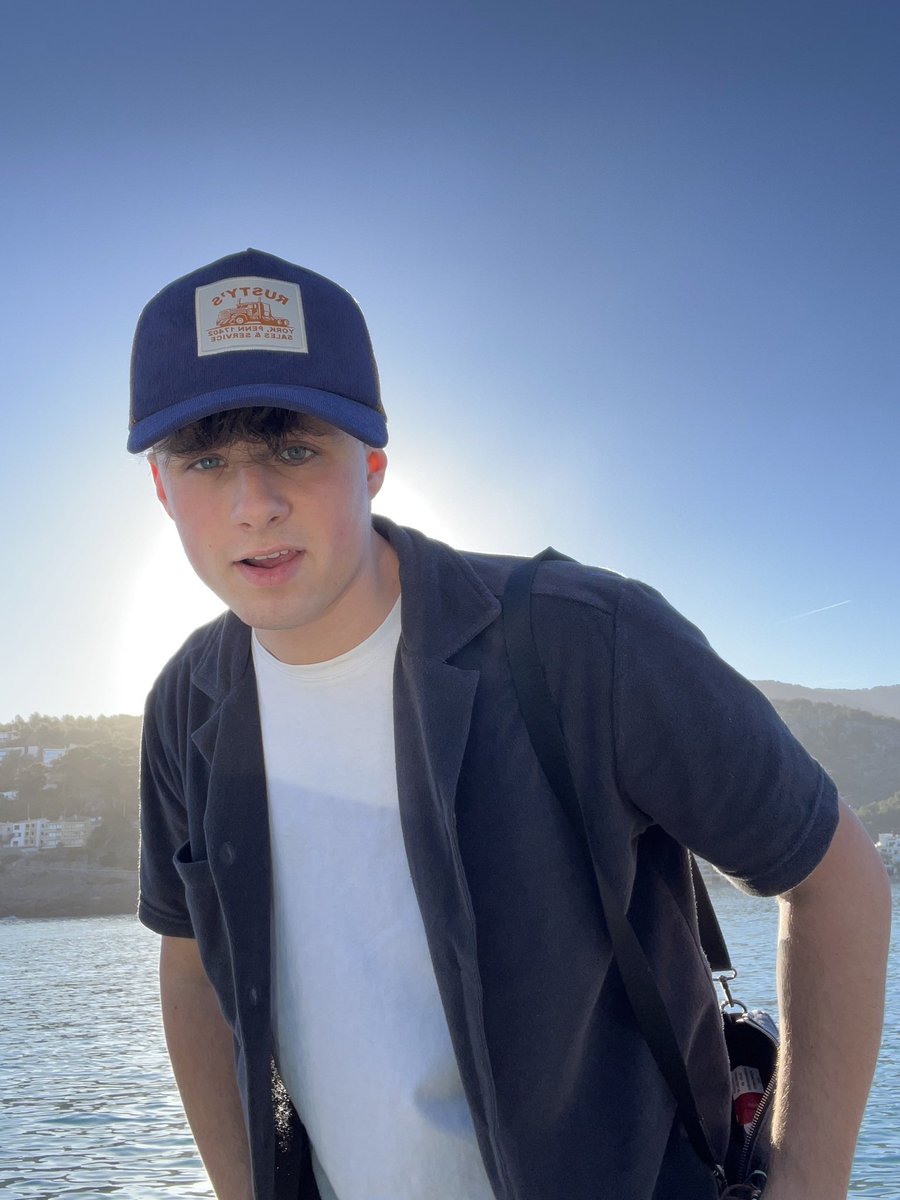 Lukas White tweet media