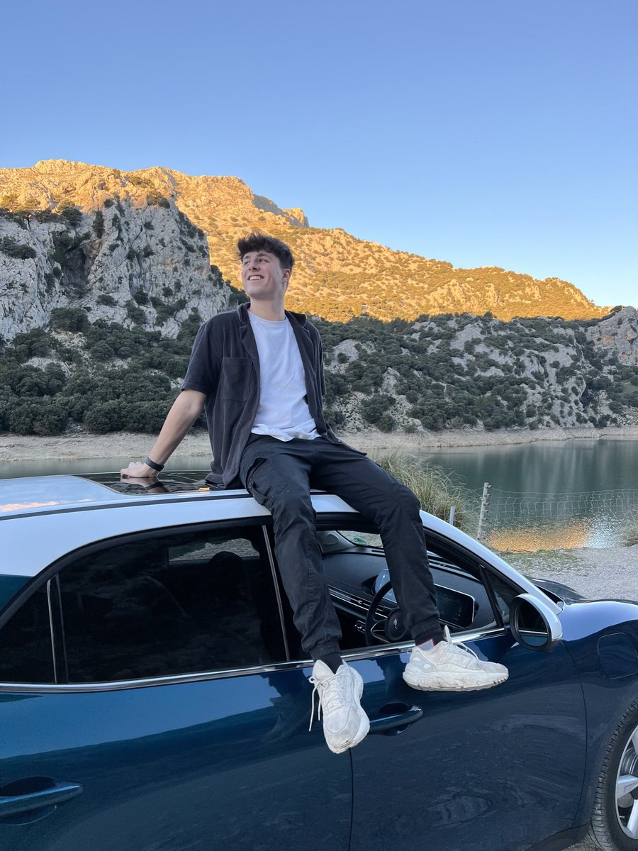 Lukas White tweet media