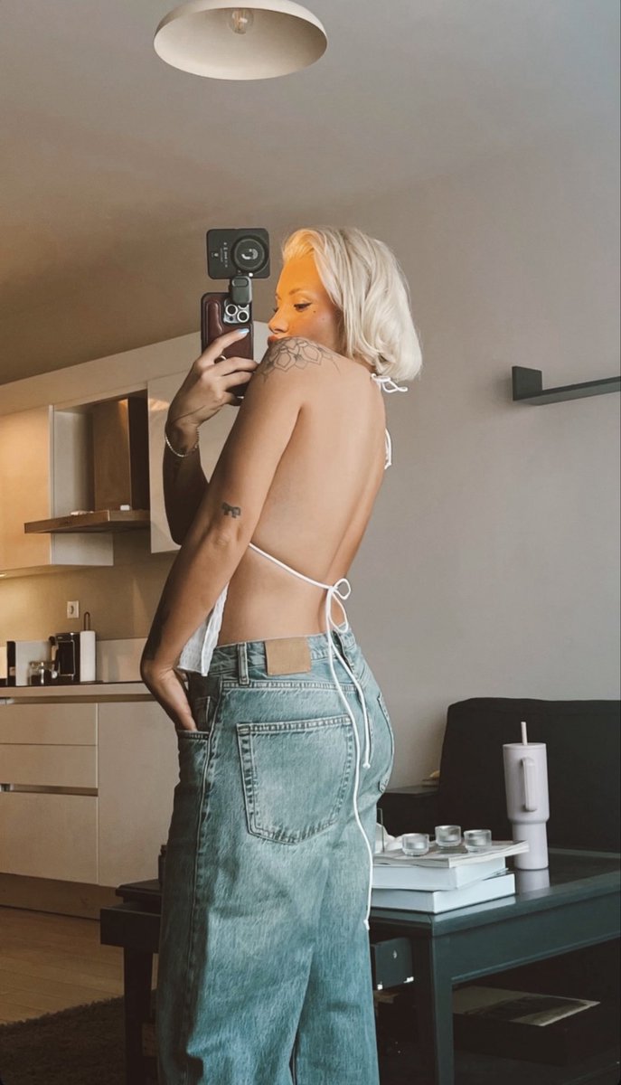 eylemmbaby's tweet photo. Simge barankoglu da kimmiş 🥰 https://t.co/FxUzmxTbqJ