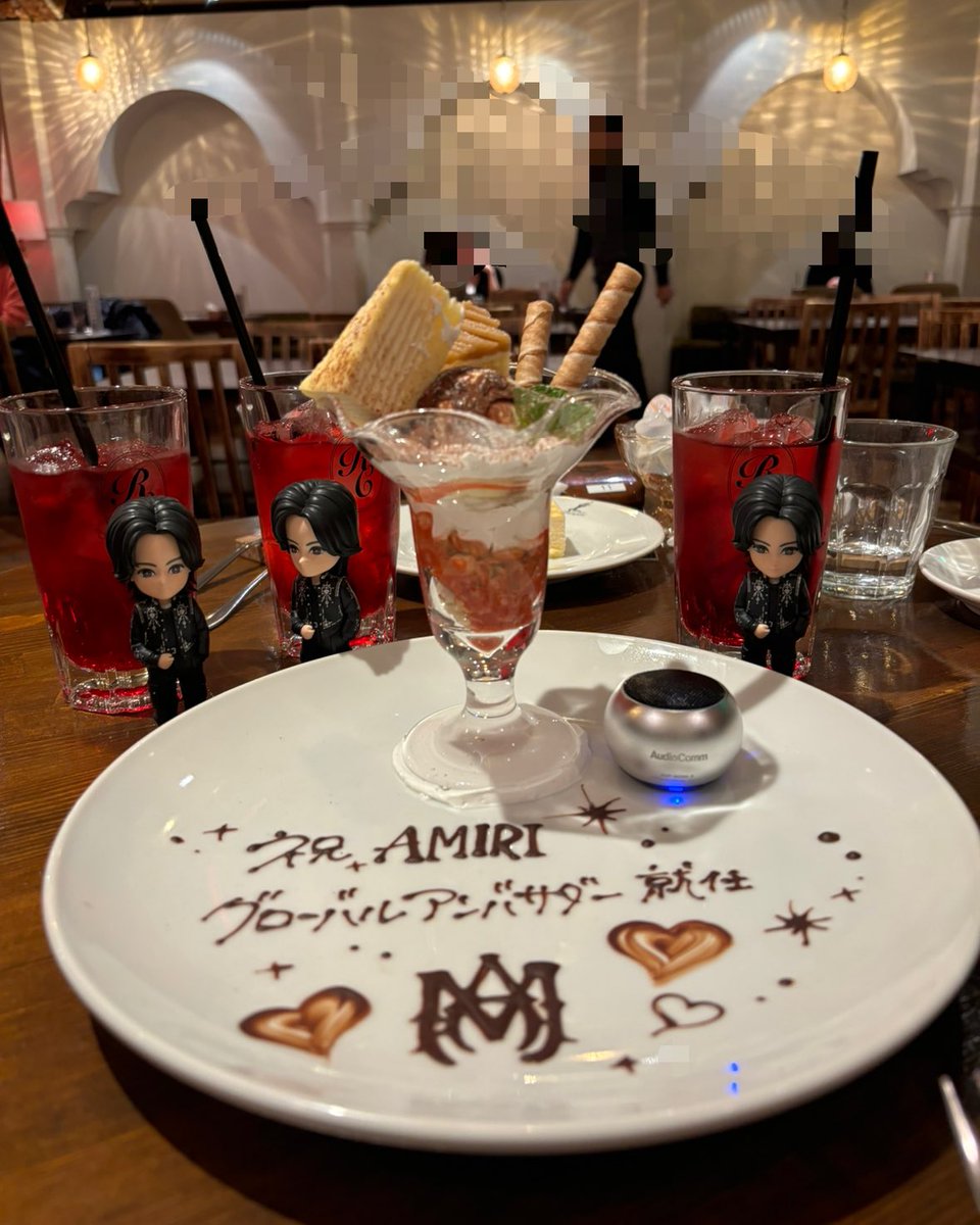 6YI3KaL3gRLpCTS's tweet photo. 神くんAMIRIグローバルアンバサダーのお祝い㊗️
お料理も美味しかったし素敵な空間でした💓
メッセージプレートもめっちゃ素敵でした😍
#RobinClub https://t.co/o8rZNsCmmT