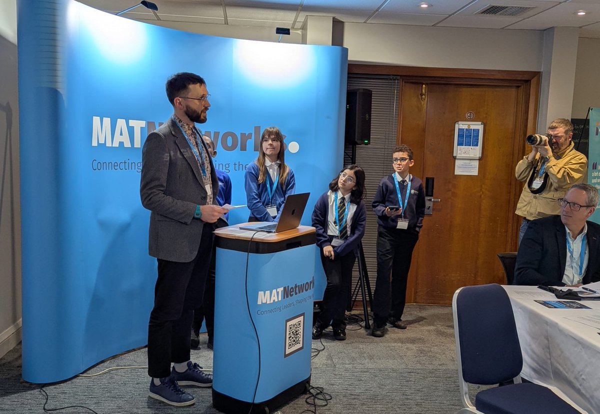 MATNetworks's tweet image. Electric energy during our Elevator Pitches! ⚡️

Great to see partners driving innovation: 
@3PLearning  @BrainBoost AI @eduriocom  @CommandoJoes  @FirstGiveUK  @SCRIBa @Petersbooks  SensationalMinds @ApplicaaUK  @BlueAppleUK 

Thank you for the passion! 🤝