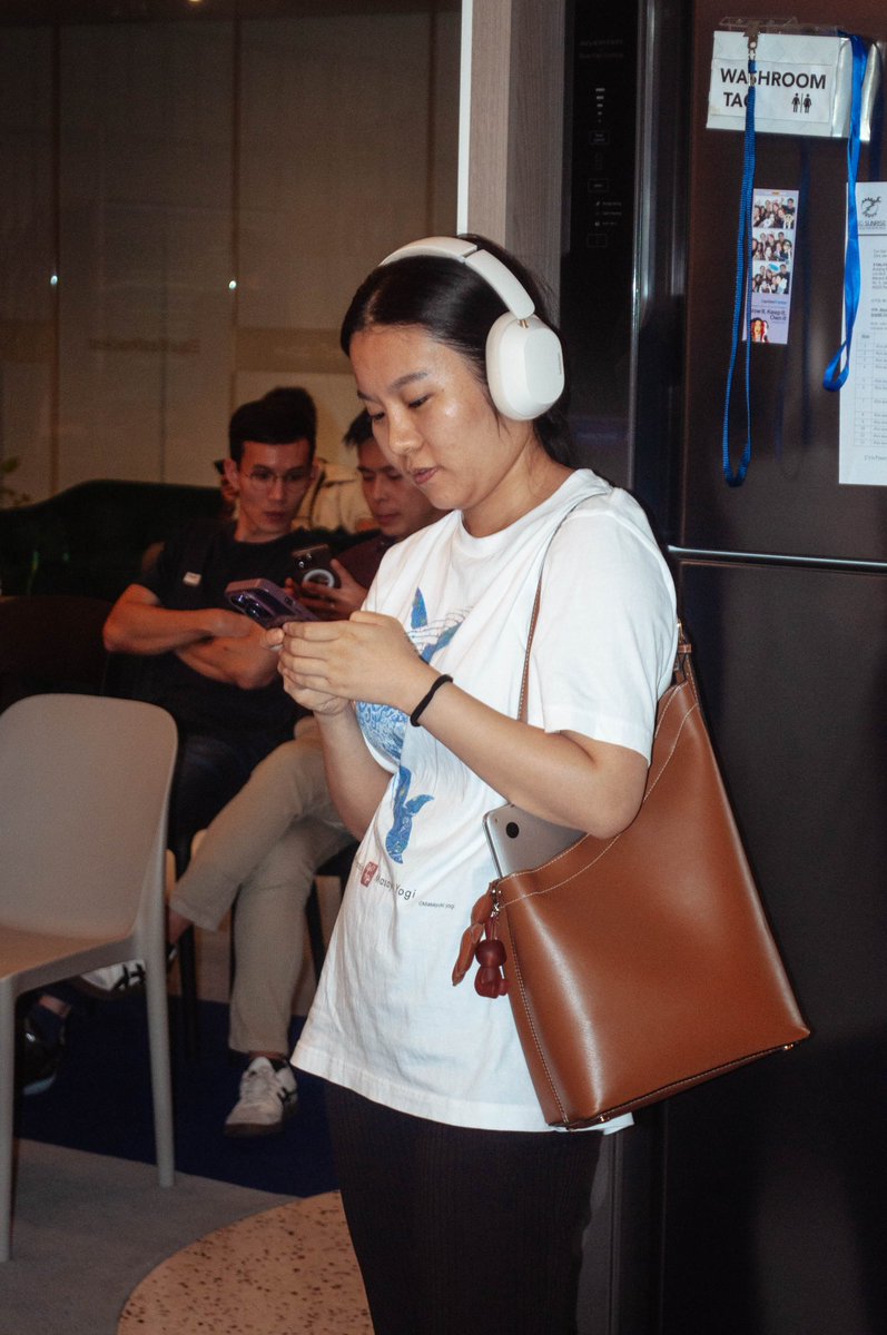 timinottimid's tweet photo. HYPERLIQUID MY 🇲🇾 Gathering -4 @HyperliquidX

#photography #kualalumpur #crypto #global #cinematic https://t.co/RnqutclQPm