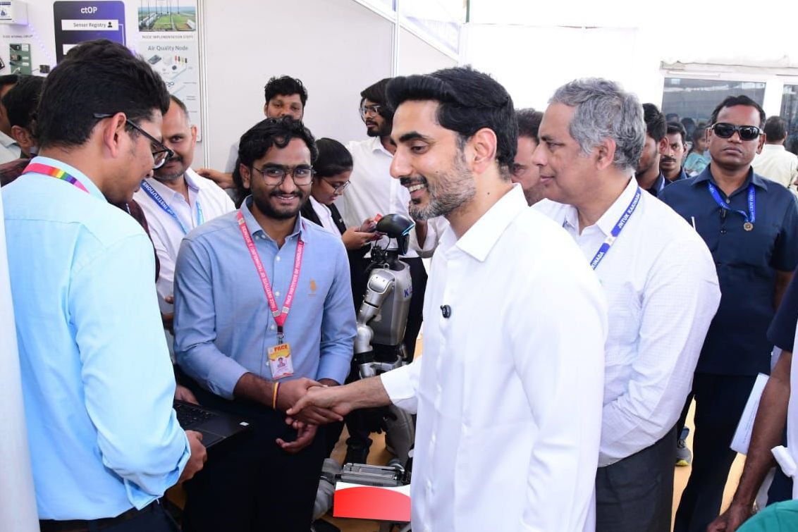 pace_its's tweet photo. PACE ITS is proud to be among the Top 20 colleges showcasing student startups at the JNTUK Innovation Fair, Kakinada. 🚀
Our startups KREFX &amp; PIVOT impressed Hon’ble Minister Nara Lokesh, who encouraged them toward the Ratan Tata Innovation Hub.
#StartupIndia https://t.co/lLTSH8Xwh1