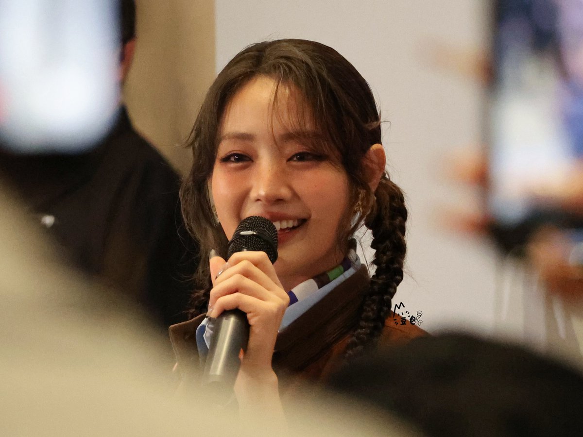 260206 MINNIE HK MIUMIU

#아이들 #IDLE 
#민니 #MINNIE #มินนี่