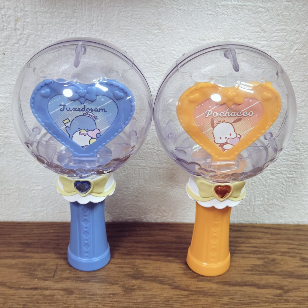 Claire_onfomg's tweet photo. サンリオのカプセルステッキ見つけたので回してきた
ミニドール入れたらぎゅうぎゅう💙🧡

#ONKKOMIZのいる生活 https://t.co/Qradpo9KZH