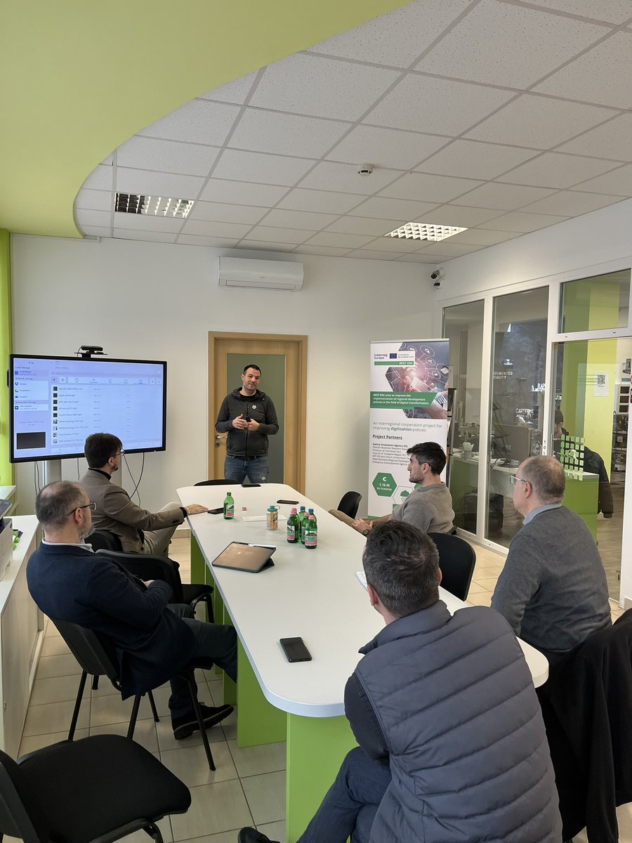 BEST DIH tweet media