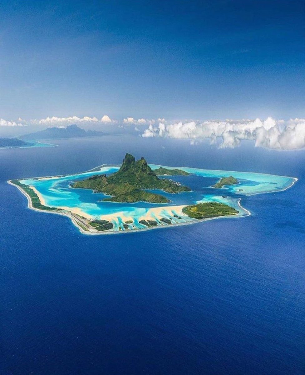 earthcurated's tweet image. Bora Bora French Polynesia